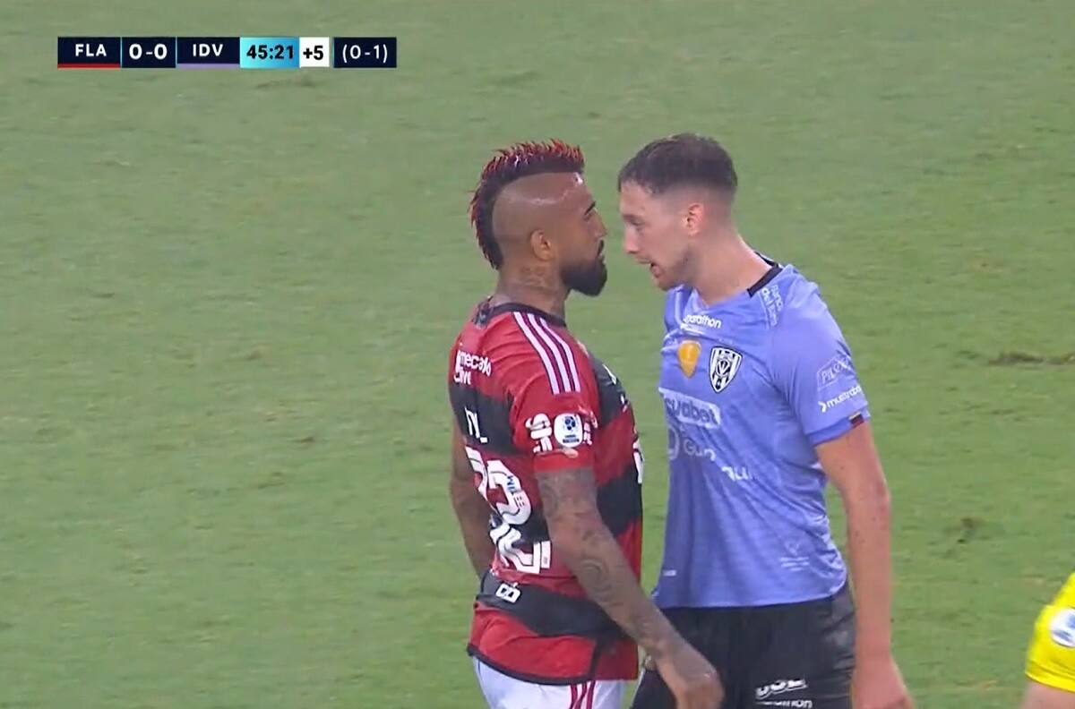 VIDEO | ¿Debió ser expulsado? La agresión de Arturo Vidal en la final de la Recopa Sudamericana