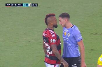 VIDEO | ¿Debió ser expulsado? La agresión de Arturo Vidal en la final de la Recopa Sudamericana