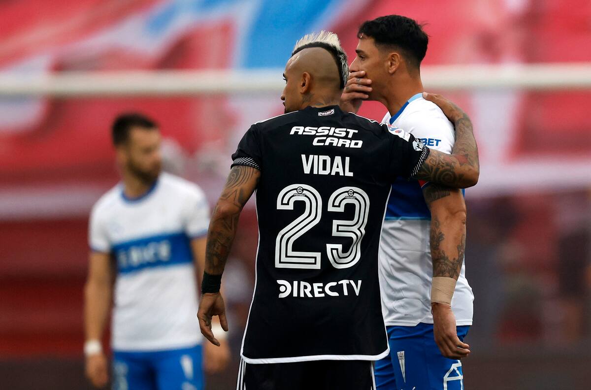 ¡El “King” se saca el sombrero! Arturo Vidal rompe la rivalidad y aplaude la hazaña de la UC en Brasil