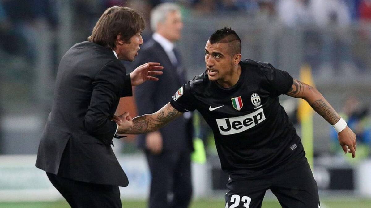 Antonio Conte no olvida a Arturo Vidal: ya definió quien será su “clon” en el Napoli