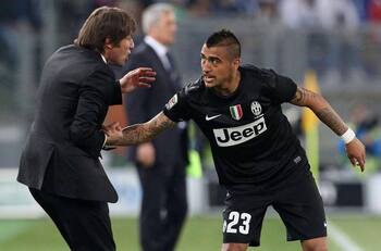 Antonio Conte no olvida a Arturo Vidal: ya definió quien será su “clon” en el Napoli
