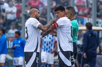 5 jugadores con “sueldo de estrella” en Colo Colo que tienen complicada su estadía para el próximo año