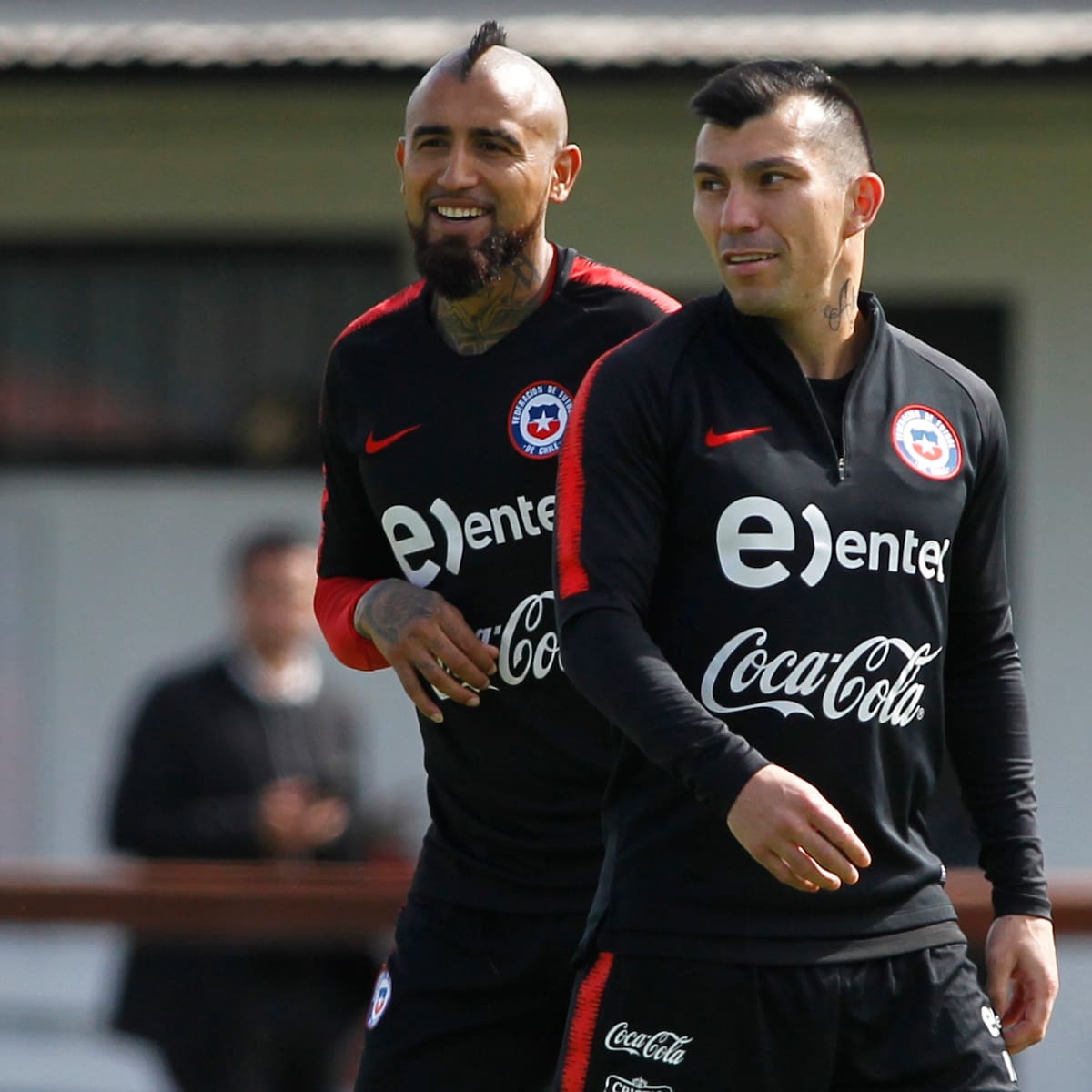 “Yo a Gary Medel y Arturo Vidal los mandaba a marcar y me hacían caso; me respetaban”