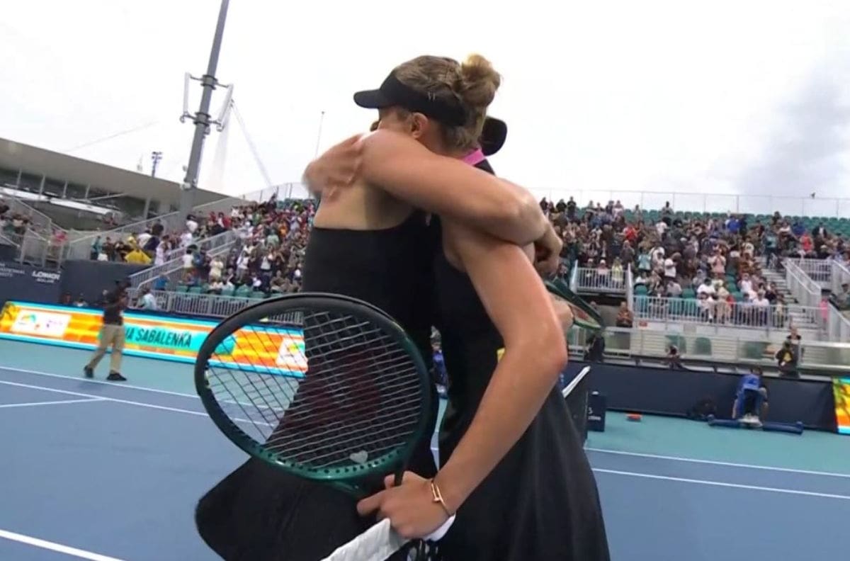 VIDEO | Hermoso momento selló el especial duelo de amigas entre Aryna Sabalenka y Paula Badosa