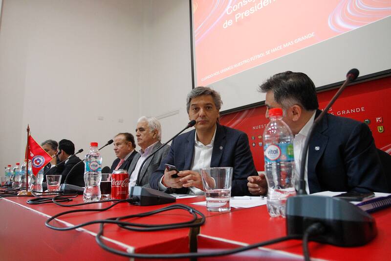 Santiago, 26 de noviembre 2019
Se realiza una nueva Asamblea de Presidentes de la Asociacion Nacional de Futbol Profesional
Dragomir Yankovic/Photosport