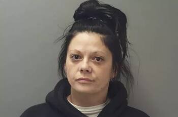 Impactante: Niño de 10 años se salvó de ser asesinado por su madre tras “hacerse el muerto”