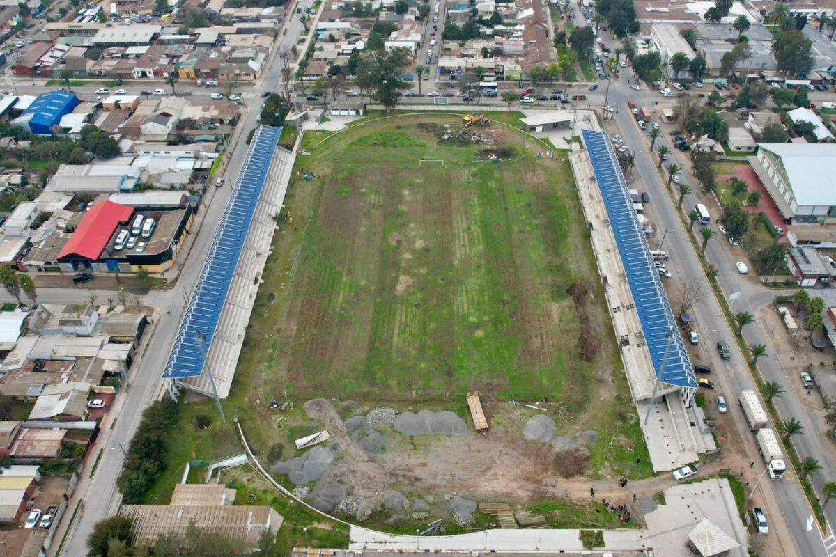 luce actualmente el Estadio de Melipilla.