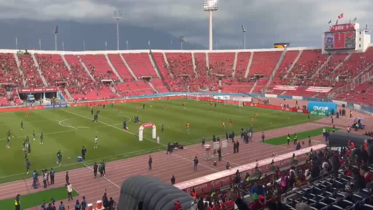 VIDEO | Carlos Palacios fue el más aplaudido: el poco ambiente del Nacional a minutos del Chile vs Bolivia