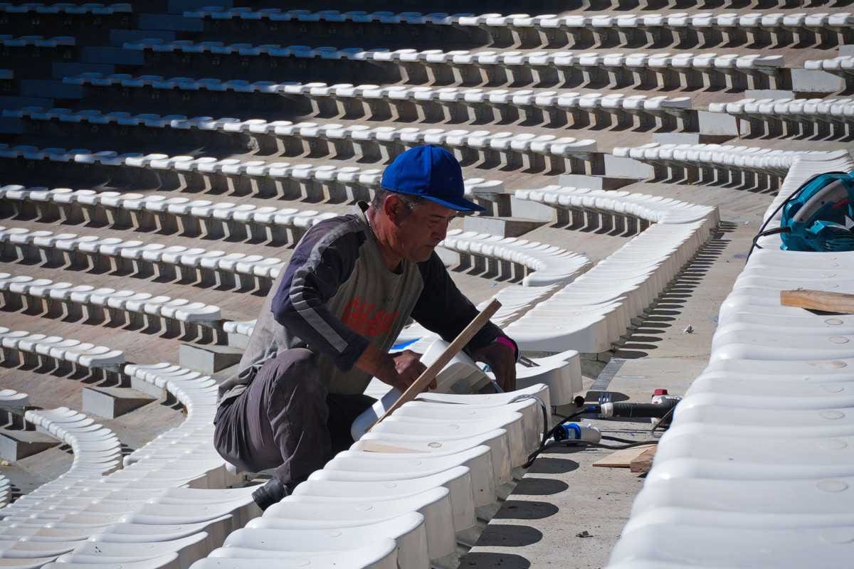 Según el club, tuvieron que arreglar asientos que fueron destruídos en la tribuna Mario Lepe.