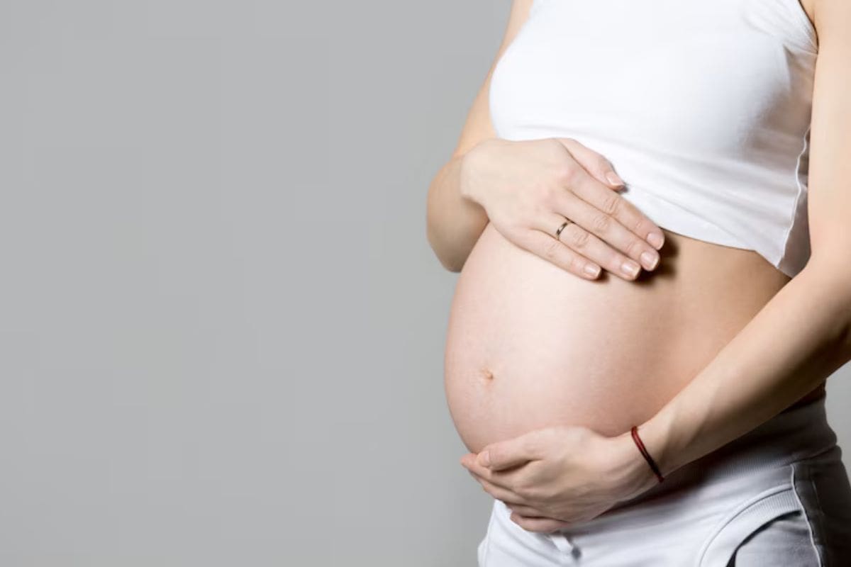 Este se paga de forma retroactiva, pero cubre los 9 meses de gestación. Créditos: Freepik.