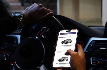 Con Iván Zamorano como primer usuario se lanza nuevo sistema de suscripción automotriz en Chile