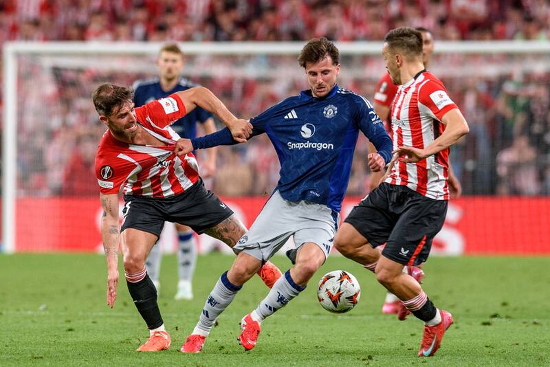 Leones y Red Devils definirán a uno de los finalistas de la Europa League.