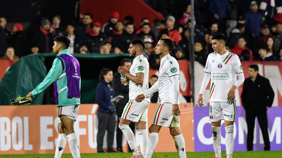 Audax Italiano se despotencia y pierde inesperadamente a una de sus grandes figuras
