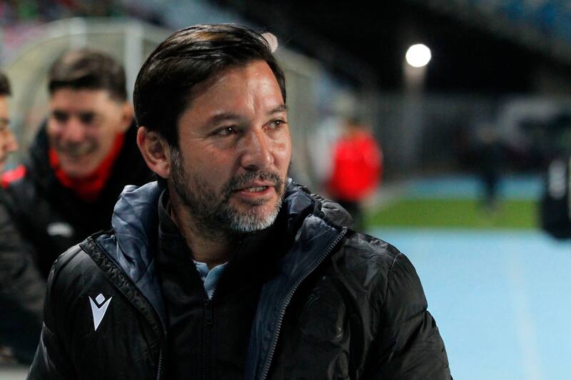 podría cambiar de entrenador. Francisco Arrué está en la cuerda floja. Foto: Agencia Aton.