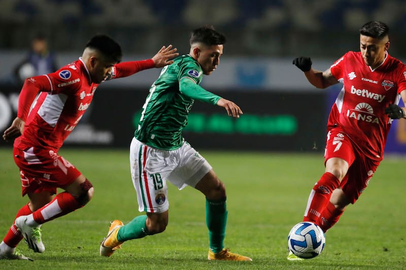 El duelo entre los chilenos en Copa Sudamericana fue reprogramado para este viernes 21 de julio.