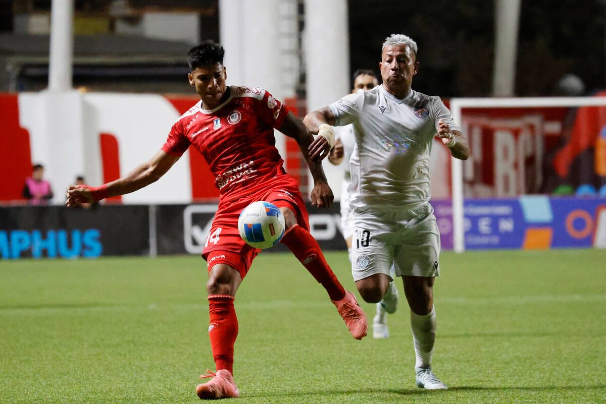 Se podrá ver por TV abierta en Mega 2 este viernes. Foto. Photosport