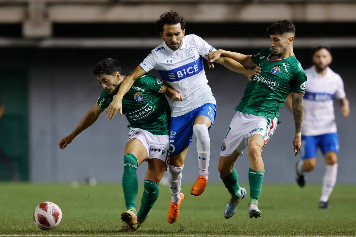 Nicolás Fernández contra Universidad Católica. Foto: Agencia Aton.