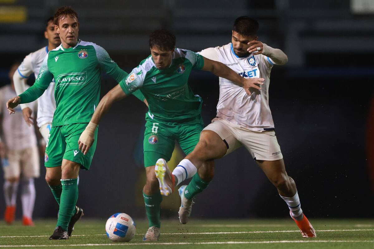 Jugarán por la ida del torneo en el sintético de La Florida.