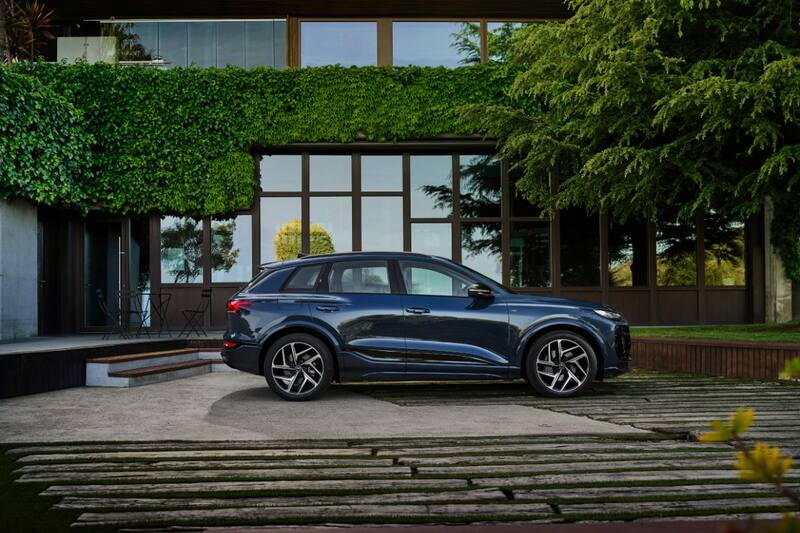 El Audi Q6 e-tron debutó en Chile, con tres versiones y autonomías de hasta 640 km