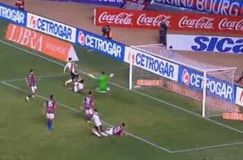 VIDEO | ¡Increíble! Así fue la atajada de Augusto Batalla que le aguó la fiesta a River Plate de Paulo Díaz y Pablo Solari