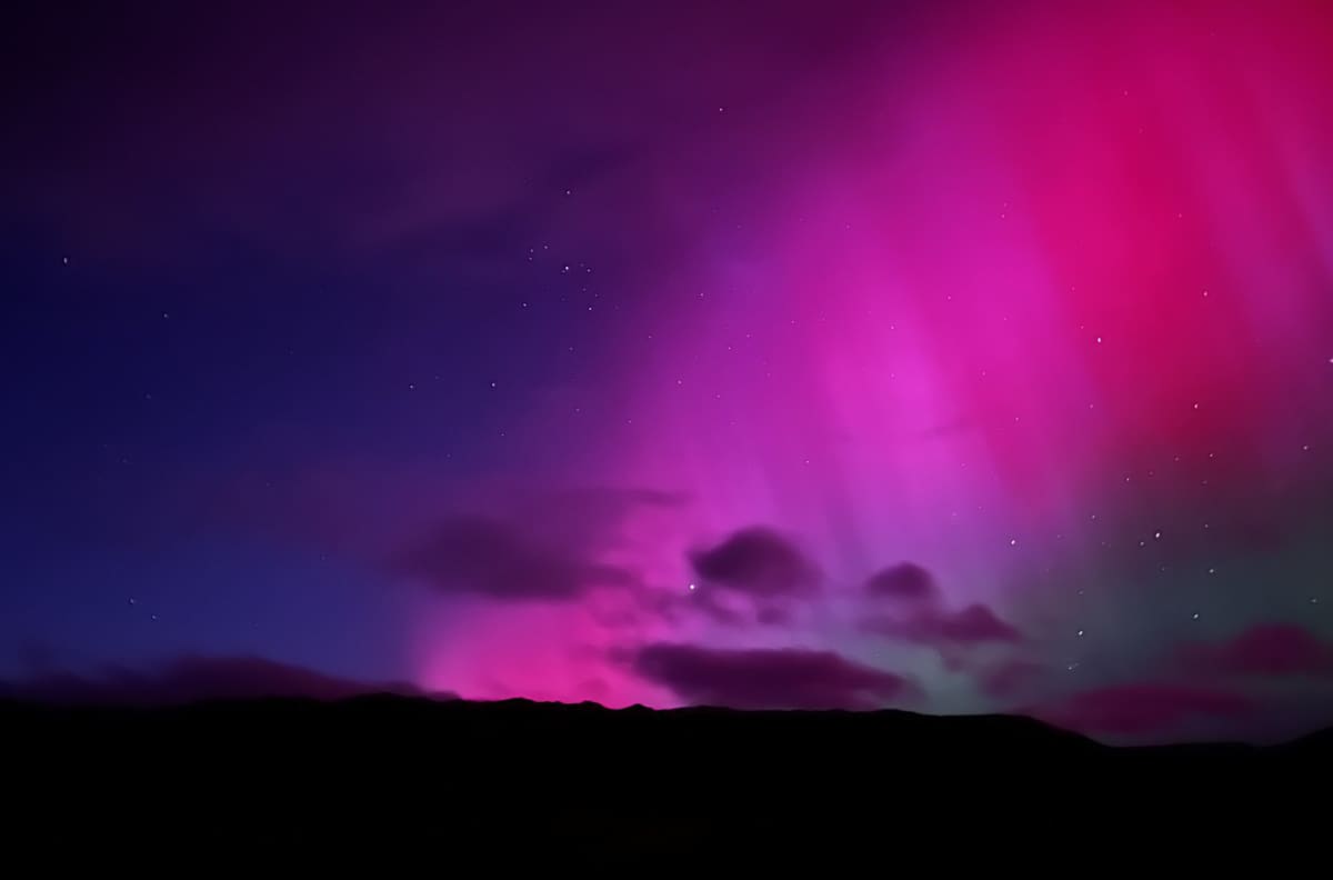 Video | Avistan auroras boreales en varios países de Europa producto de la tormenta geomagnética solar