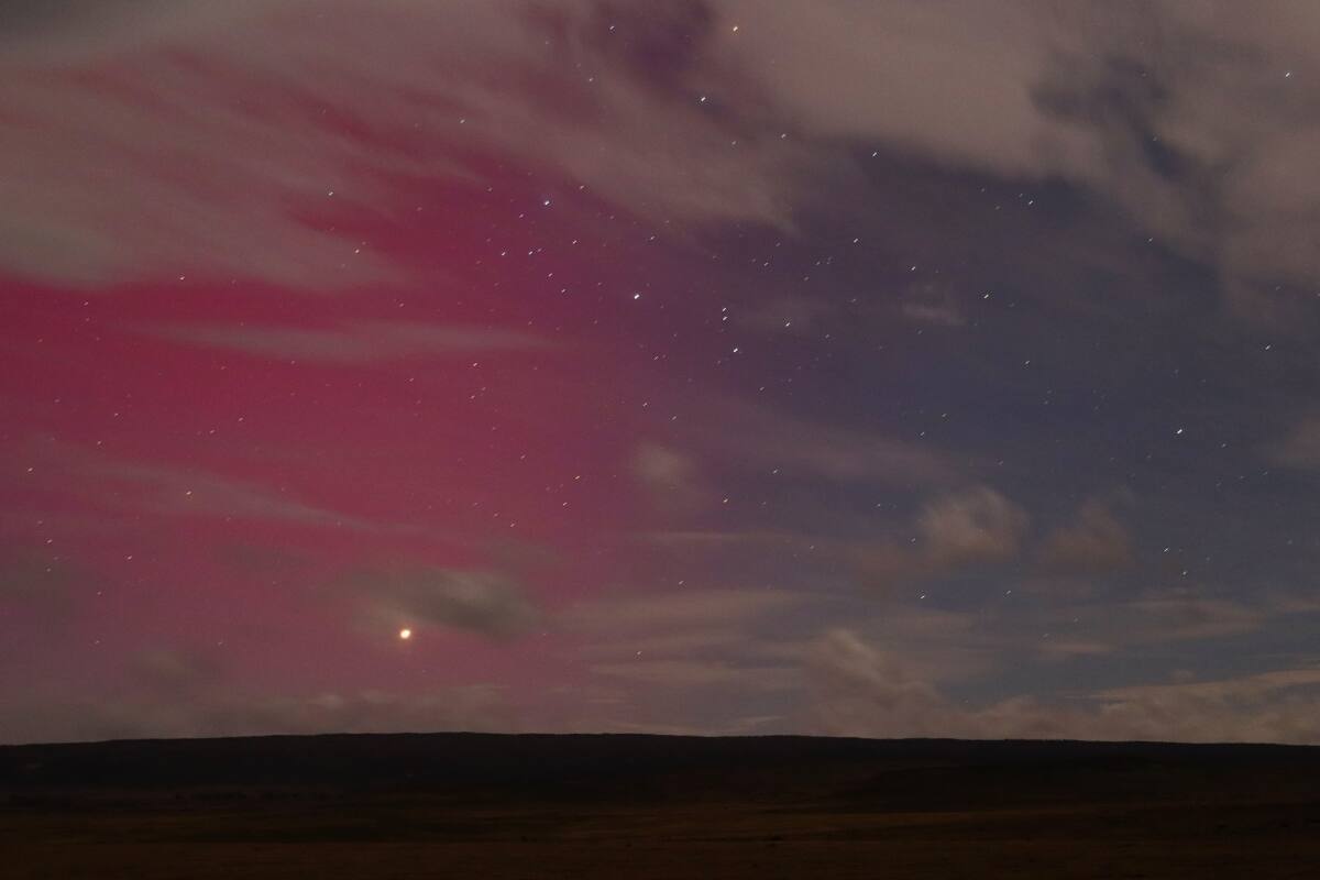 El increíble fenómeno ocurrió durante la noche del jueves y la madrugada del viernes.