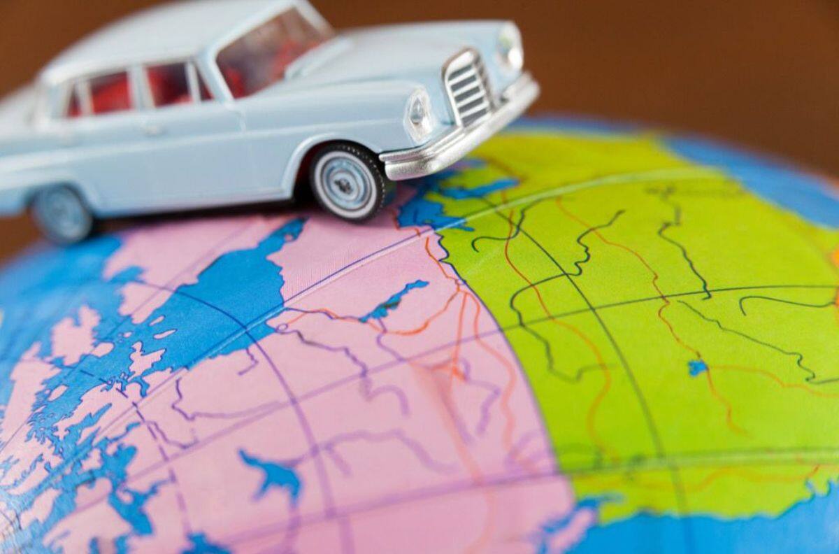 China contraataca con nuevos impuestos a los autos de lujo de Europa
