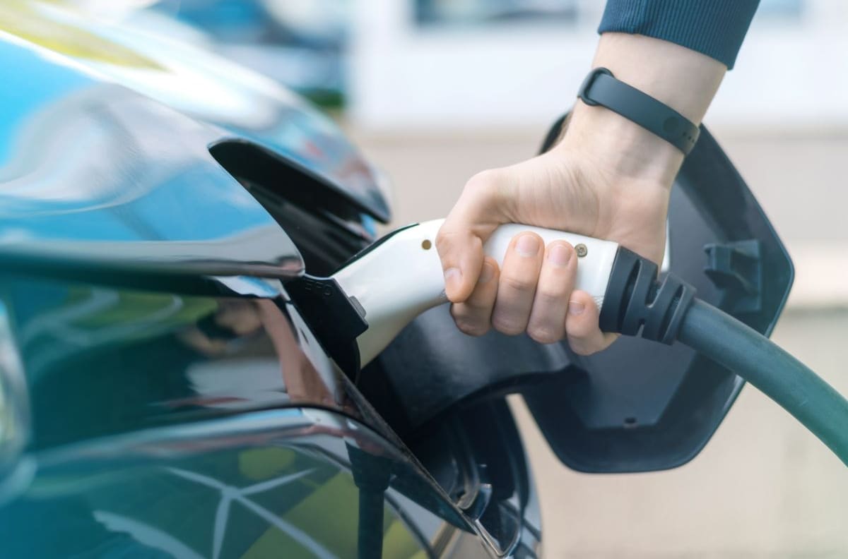 Importante empresa de transporte de Chile hará millonaria inversión en autos eléctricos