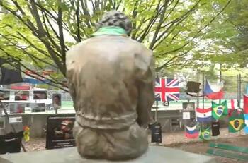 VIDEO | Más vivo que nunca: así luce el santuario de Ayrton Senna en Imola