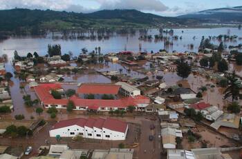 Viviendas de emergencia y hasta $10 millones: todas las ayudas que el Estado entregará a damnificados
