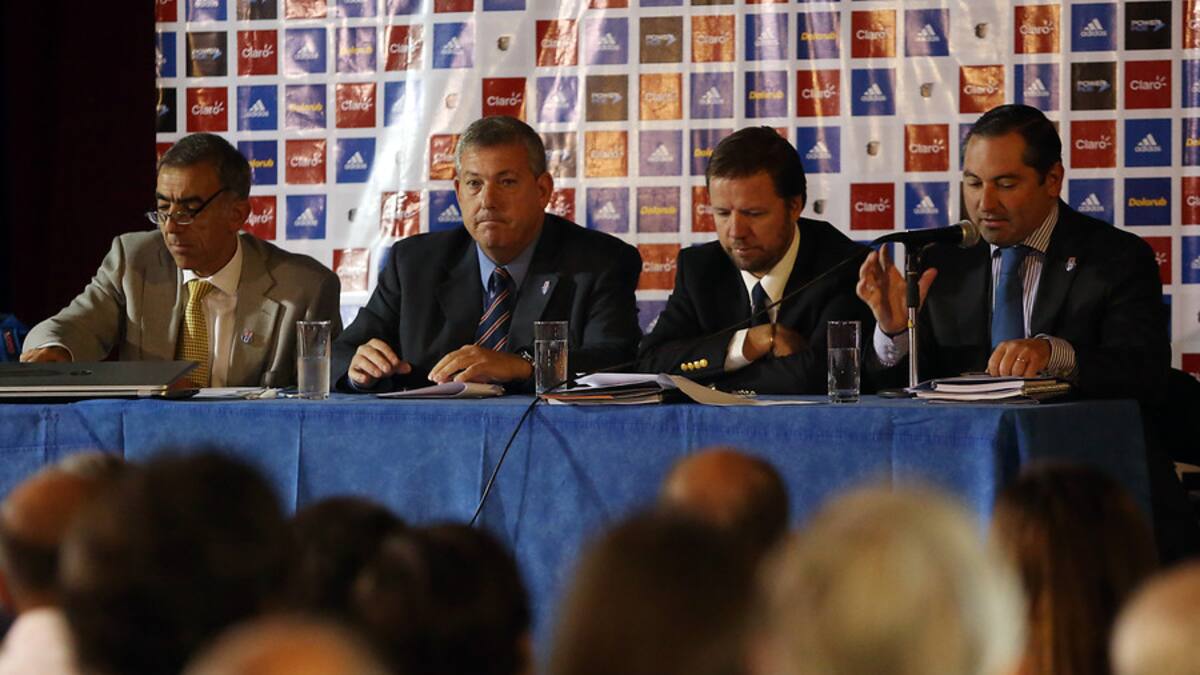 Sorpresa en Universidad de Chile: cuestionado dirigente estaría preparando su regreso al club