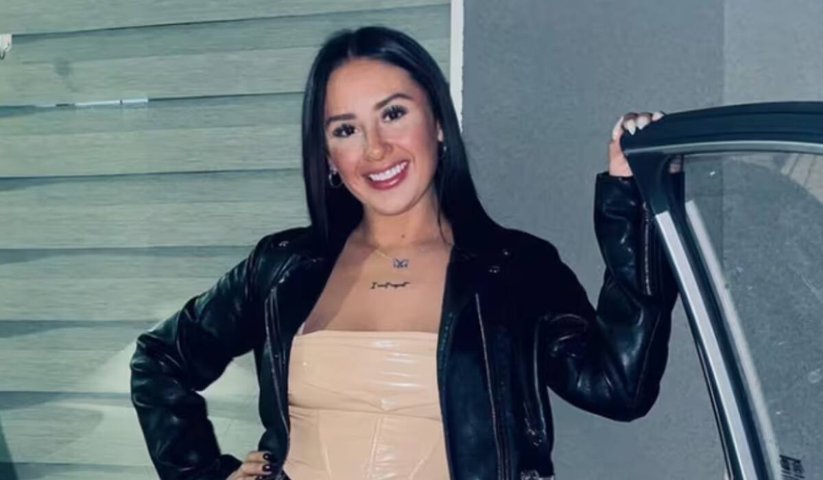 se lanza contra el padre de su hijo.