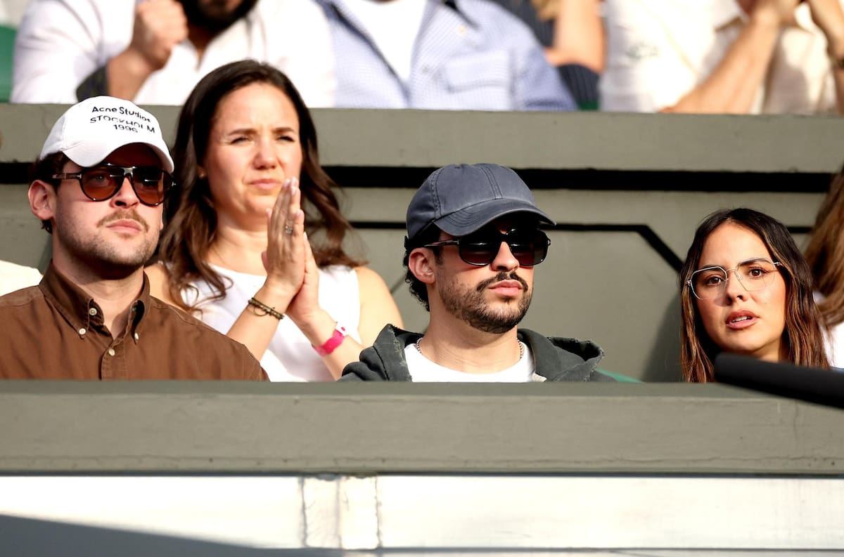 El artista puertorriqueño fue el invitado de honor de Novak Djokovic en Wimbledon. Foto: EFE.