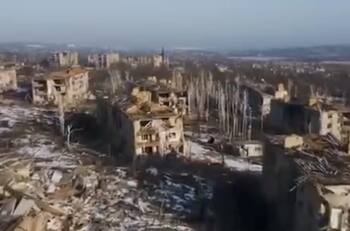 VIDEO | Impactante devastación en la ciudad Bakhmut en Ucrania a un año de la guerra con Rusia