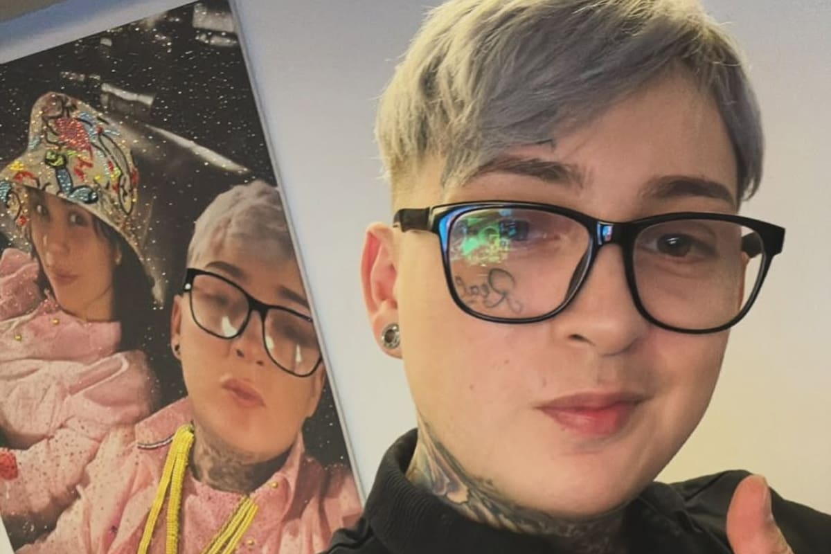 es un artista urbano chileno.