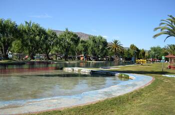 Este balneario natural ubicado en la Región de Valparaíso es ideal para ir con toda la familia y disfrutar del verano