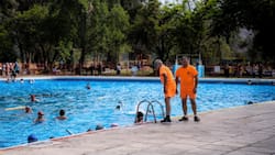 Esta piscina cerca de Santiago es una excelente alternativa para capear las altas temperaturas