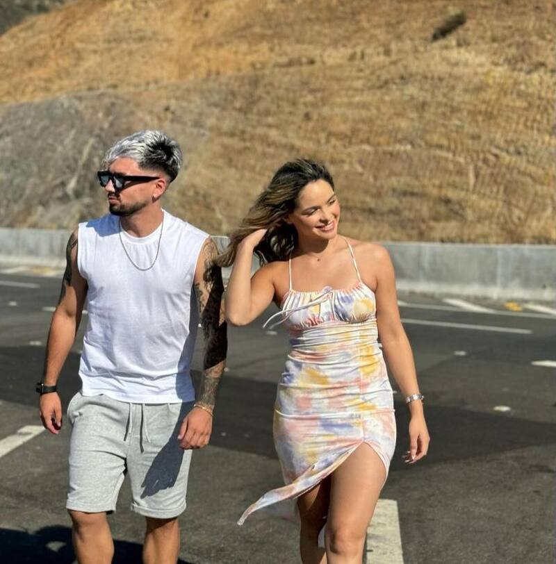 tiene una relación que va viento en popa.