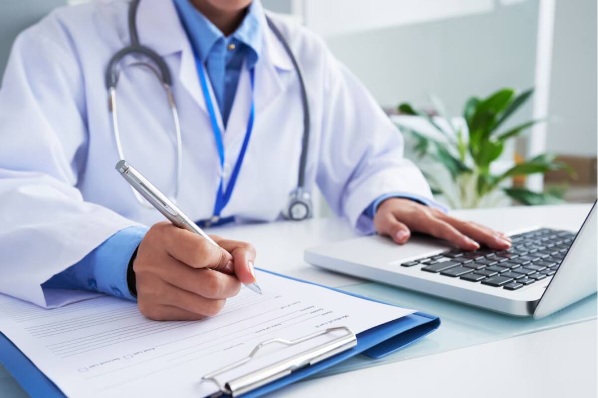 Anuncia nuevo descuento para pacientes Fonasa.