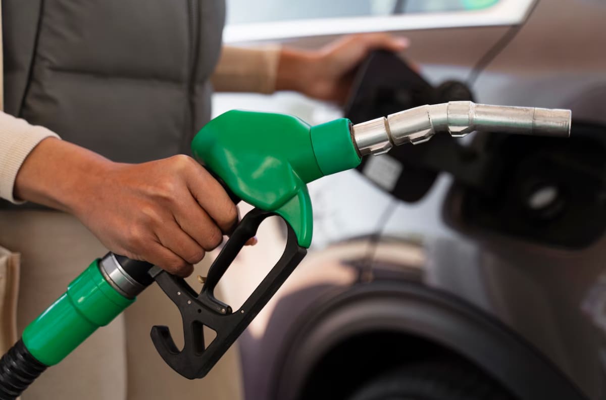 Banco Ripley lanza promoción para mayo: hasta $150 de descuento por litro de combustible