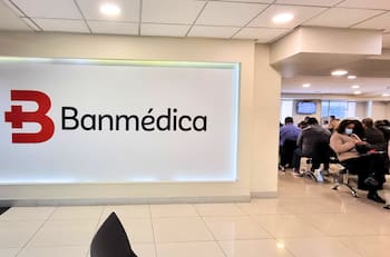 Gigantesco grupo peruano podría convertirse en el nuevo dueño de Banmédica en Chile y Colombia: negocio de US$1.000 millones