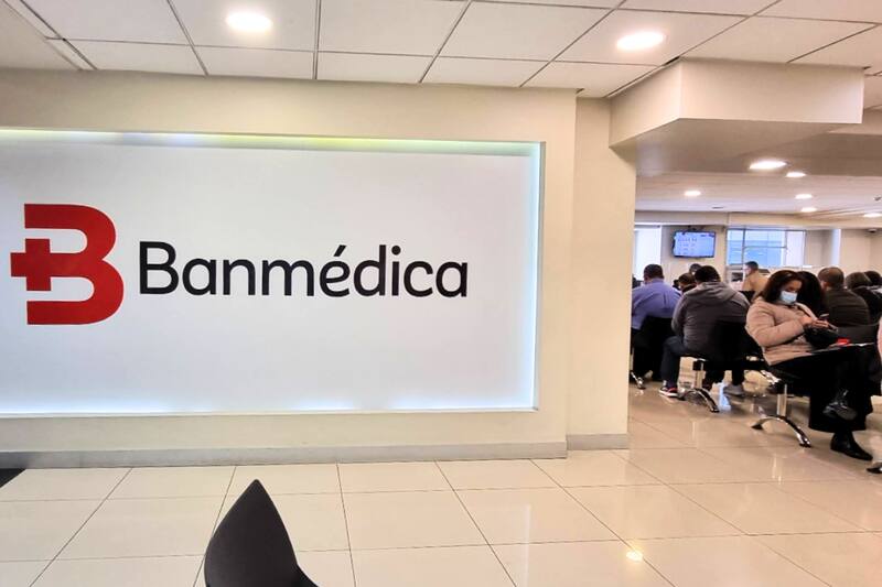 Un conglomerado peruano sería uno de los principales interesados en adquirir la firma de salud en Chile y Colombia.