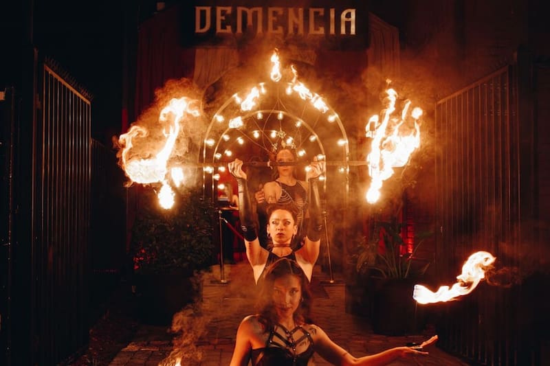 Una noche de circo inolvidable ofrece Bar Demencia en la capital.