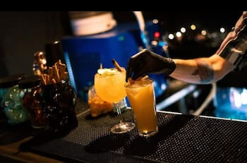 Este imperdible bar de Providencia entrega un 50% de descuento pagando con Banco Estado