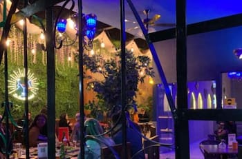 No tengas miedo a pecar: Este bar es perfecto para disfrutar a mitad de semana en Santiago