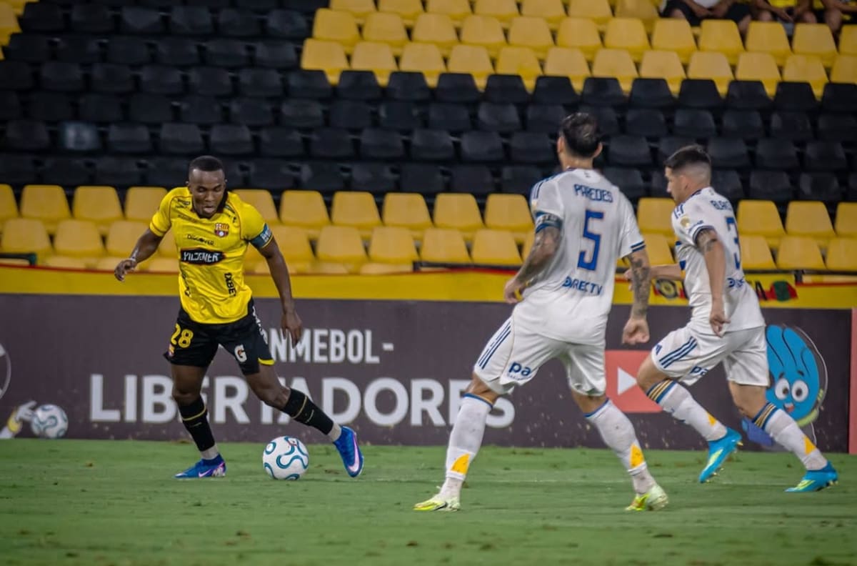 Barcelona renace ante Boca Juniors, aprieta el grupo y deja a la UC a un paso del liderato en Libertadores