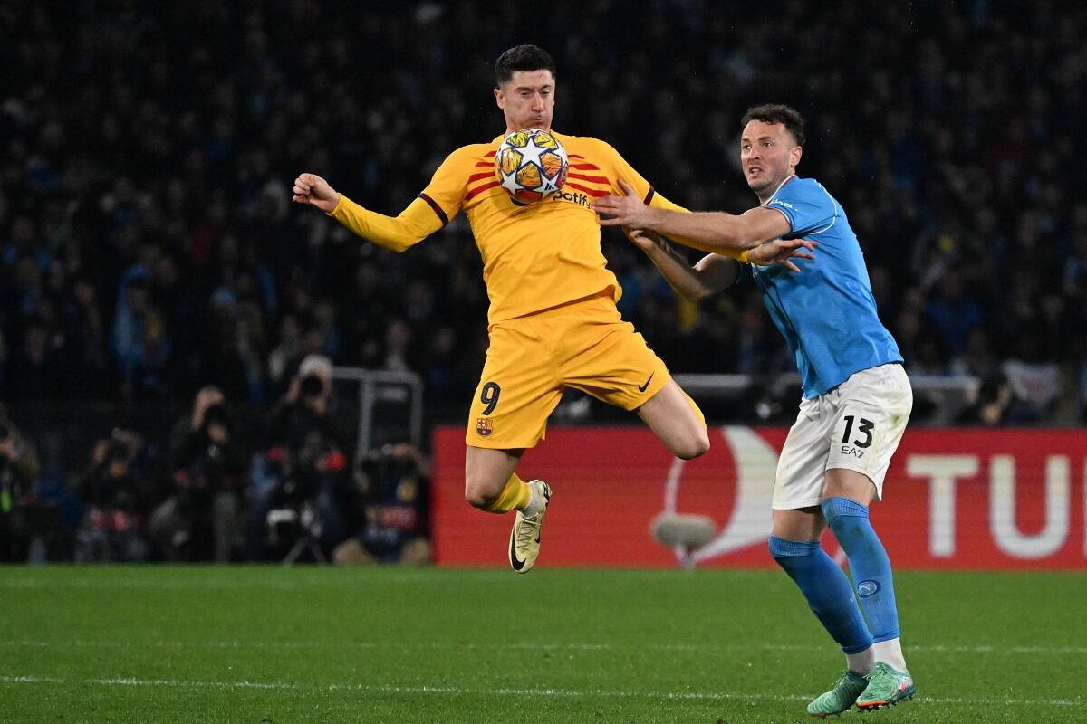 Barcelona vs Nápoli en la Champions League. Foto: EFE