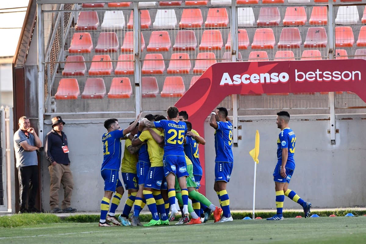 AC Barnechea suma dos resultados consecutivos positivos en la Primera B.
Pedro Tapia/Photosport