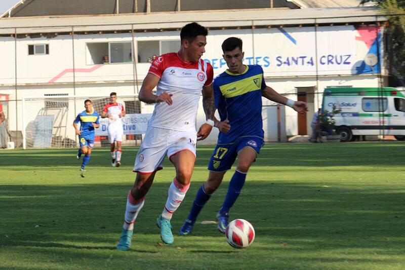 Barnechea venció por 2-0 a Unión San Felipe en Santa Cruz. Crédito: Campeonatochileno.cl.