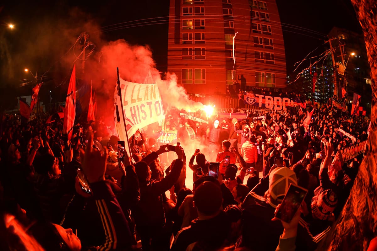 de Universidad de Chile, donde uno es apuntado gravemente. Foto: Photosport.